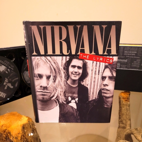 Nirvana "With the lights out" pkg. - Picture 2 of 16